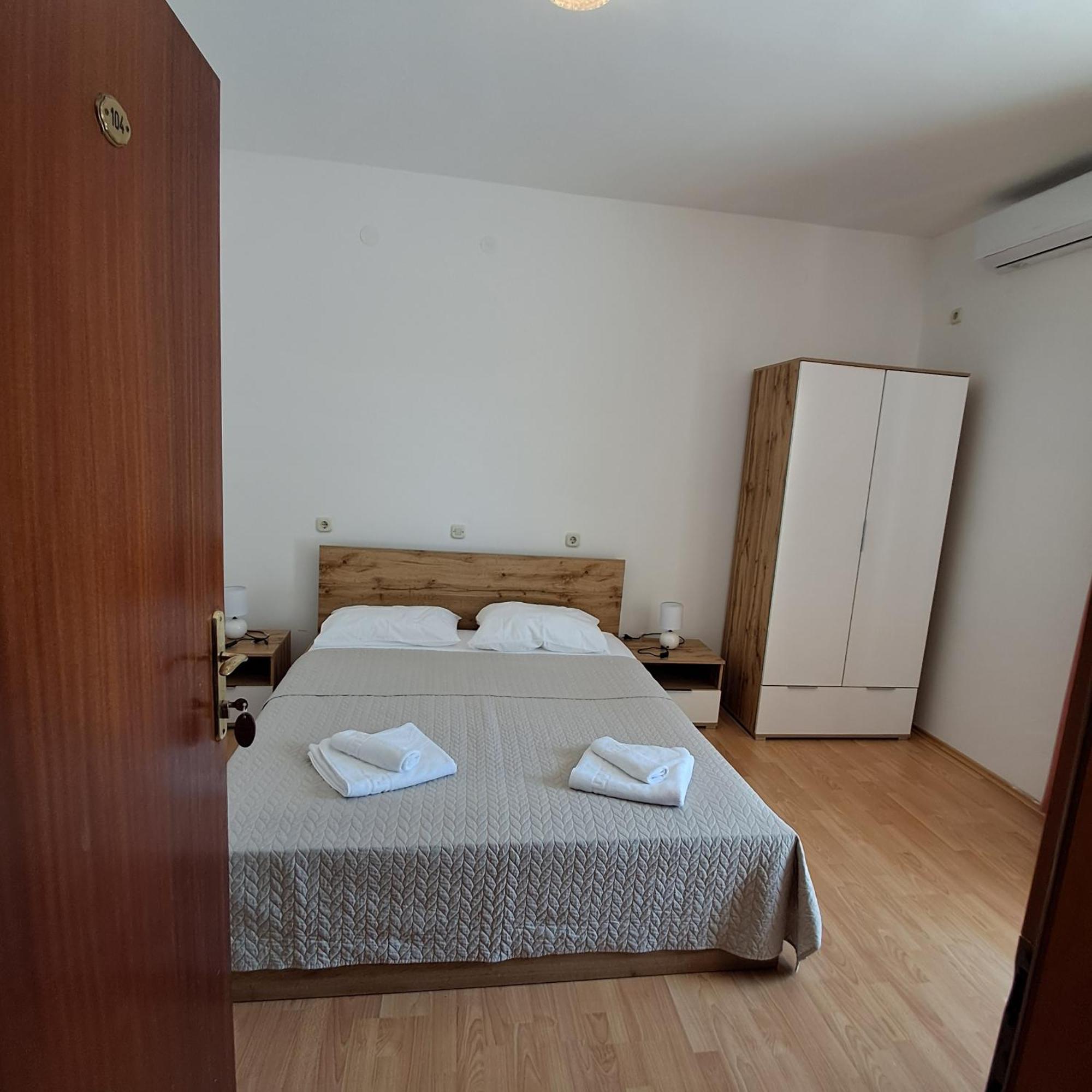 Hotel Pansion Tony Pag Pag Town Zewnętrze zdjęcie